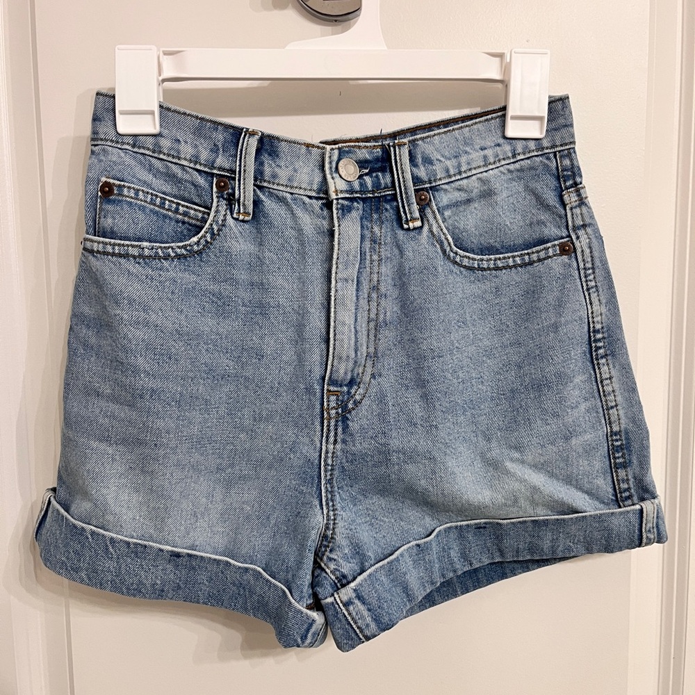 GAP 1969 Super High Rise Light Blue Jean Shorts 25
